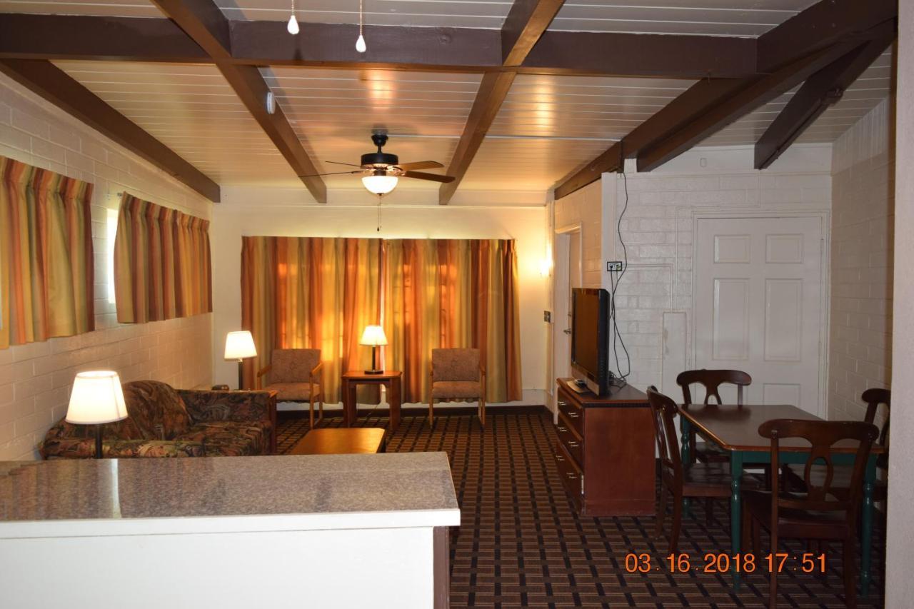 Stanlunds Inn And Suites Borrego Springs Luaran gambar